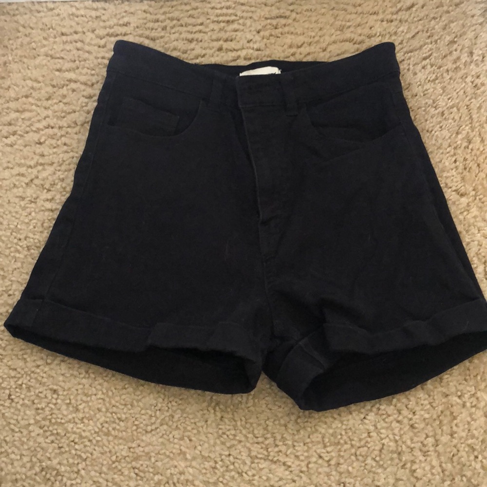 Super high waisted black h&m shorts